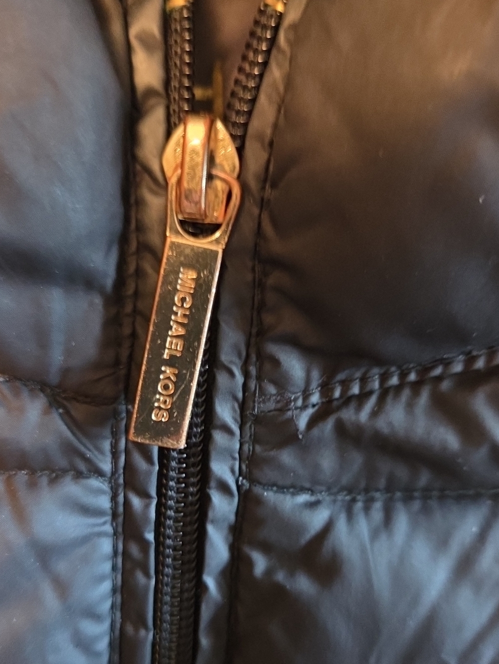 Michael Kors Long Lightweight Black Puffer Jacket with Gold Logo - Picture 3 of 7